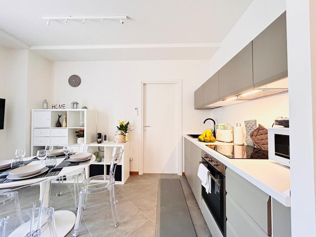 Homeby, Terrace Apartment Francesca ฟลอเรนซ์ ภายนอก รูปภาพ